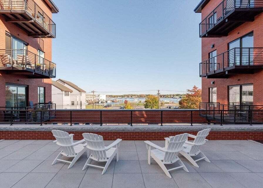 383 Commercial Street Portland ME 04101