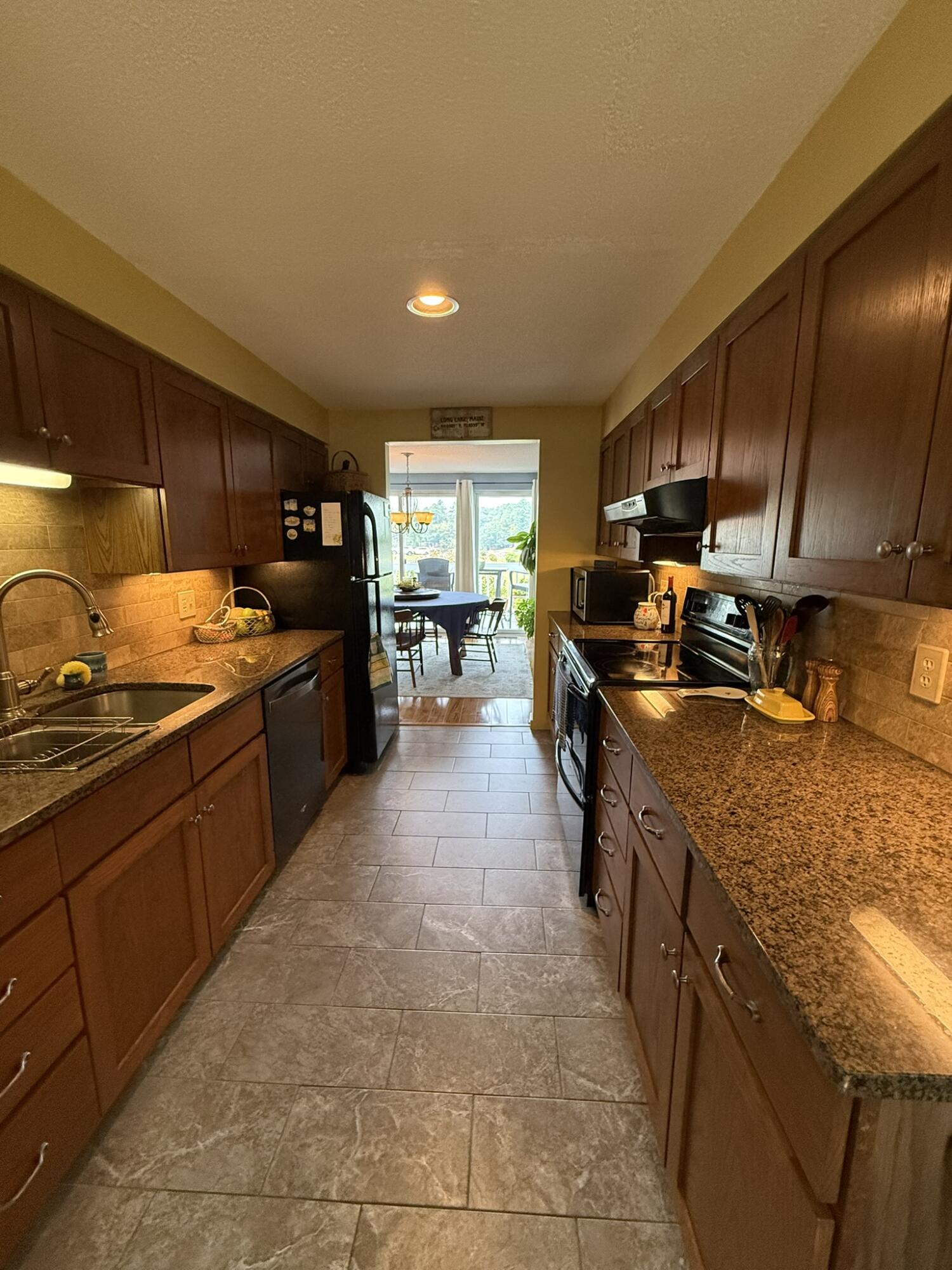 23 Clifford Road Naples ME 04055