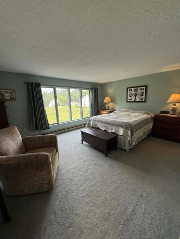 23 Clifford Road Naples ME 04055