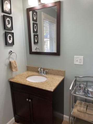 18 Woodside Meadow Road York ME 03909