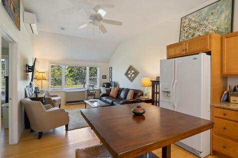 18 Woodside Meadow Road York ME 03909