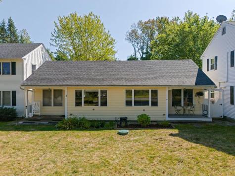 18 Woodside Meadow Road York ME 03909