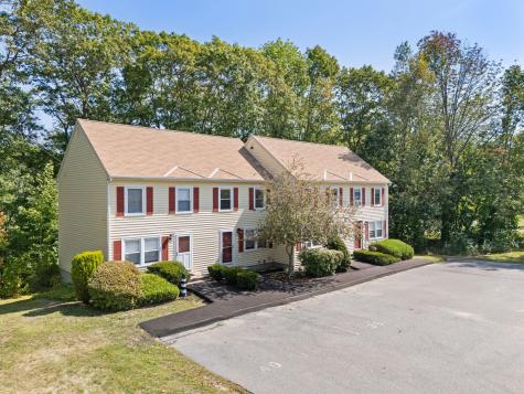 39 Powder Mill Drive Kennebunk ME 04043