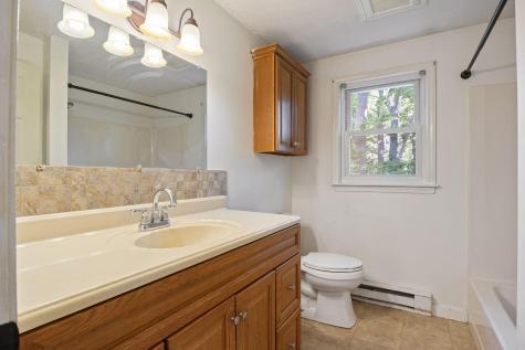 39 Powder Mill Drive Kennebunk ME 04043