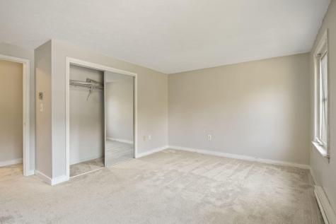 39 Powder Mill Drive Kennebunk ME 04043