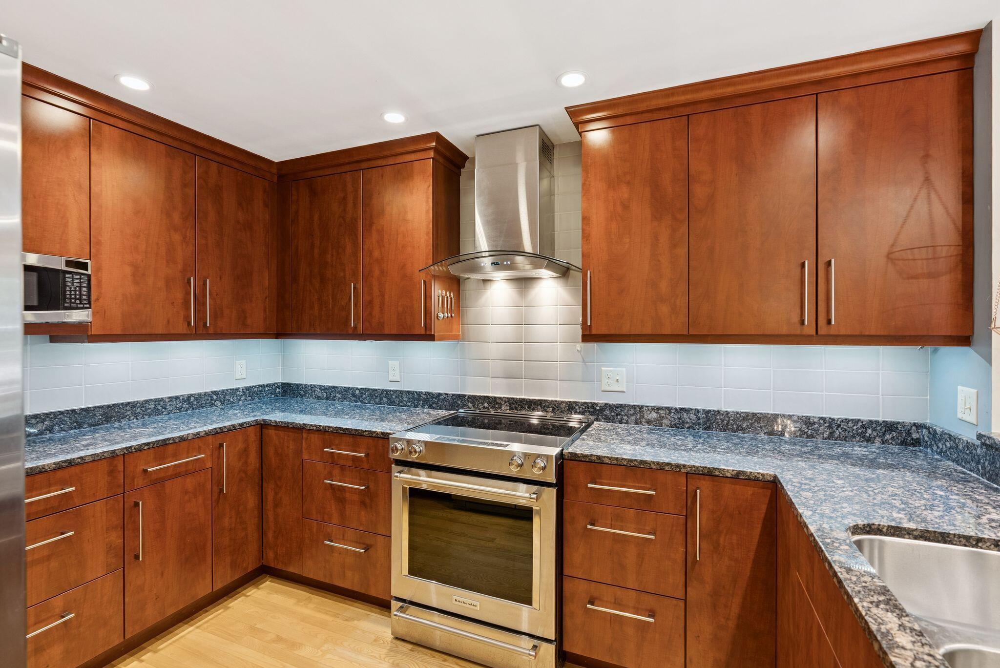 209 Vaughan Street Portland ME 04102