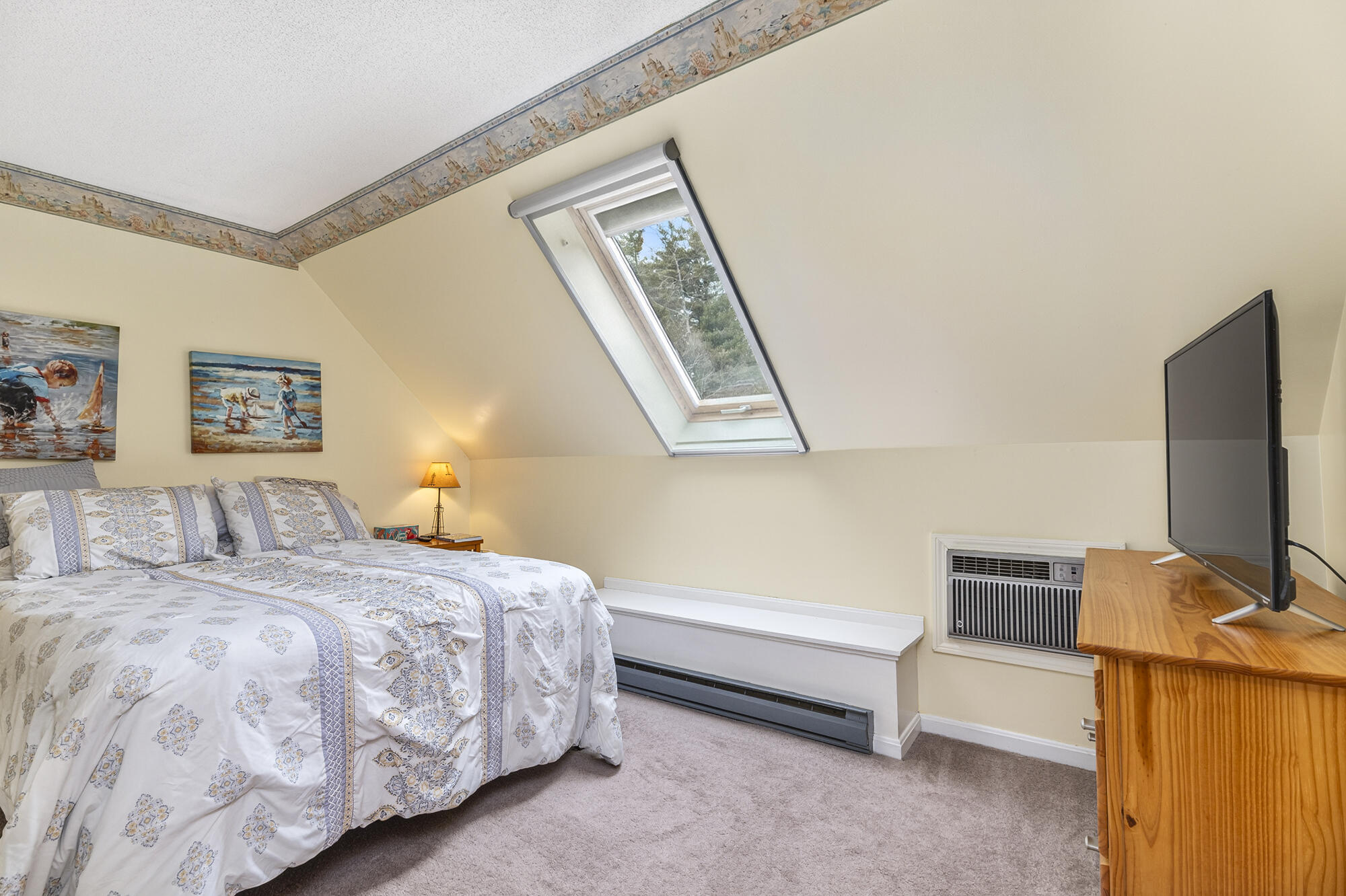 146 W Grand Avenue Old Orchard Beach ME 04064