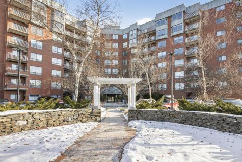 148 Breakwater Drive South Portland ME 04106