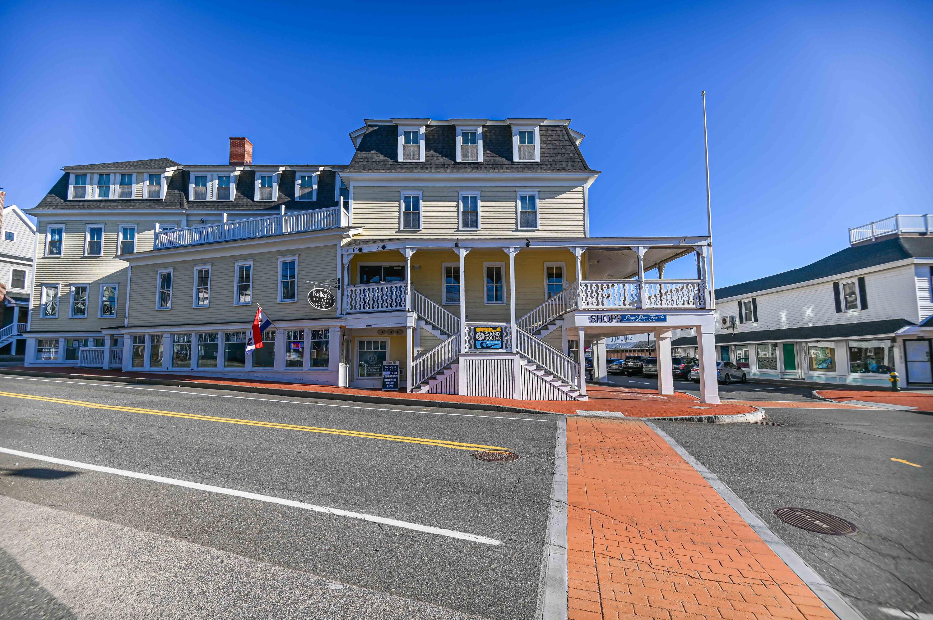 2 Beach Street York ME 03909