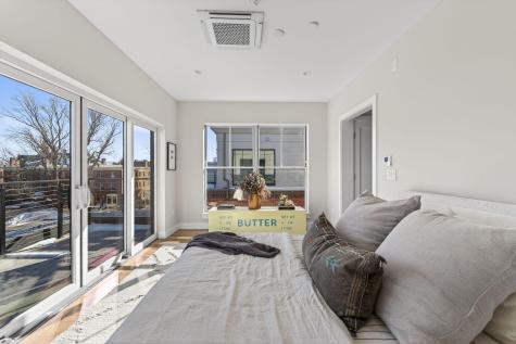 55 Carleton Street Portland ME 04102