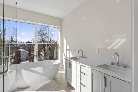 55 Carleton Street Portland ME 04102