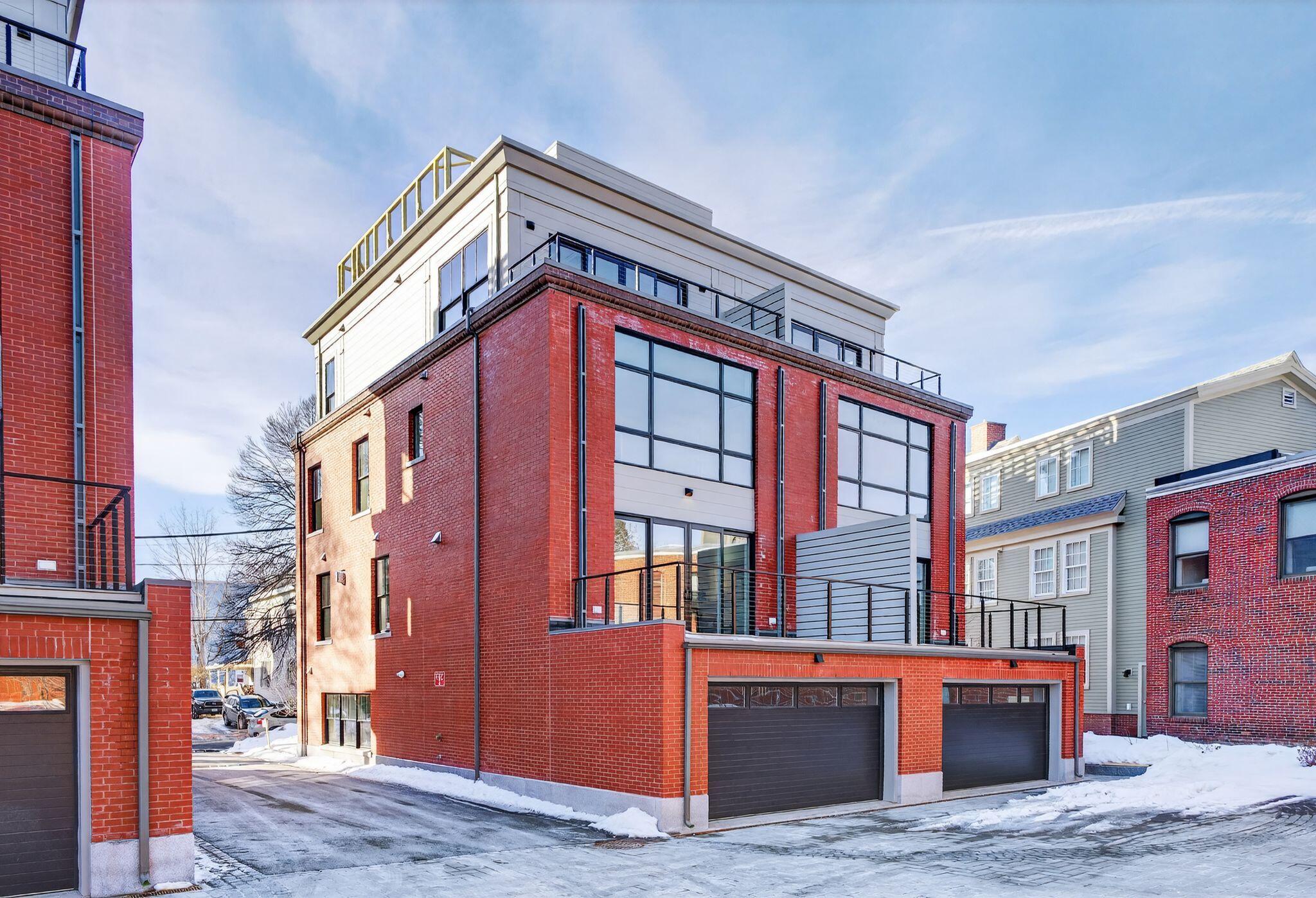 55 Carleton Street Portland ME 04102