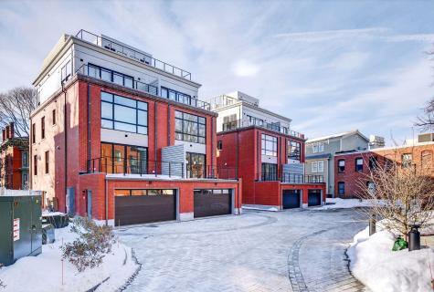 55 Carleton Street Portland ME 04102