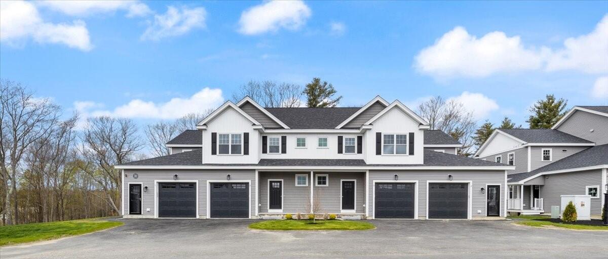 Kittery ME, 24 Regency Circle, Unit 2