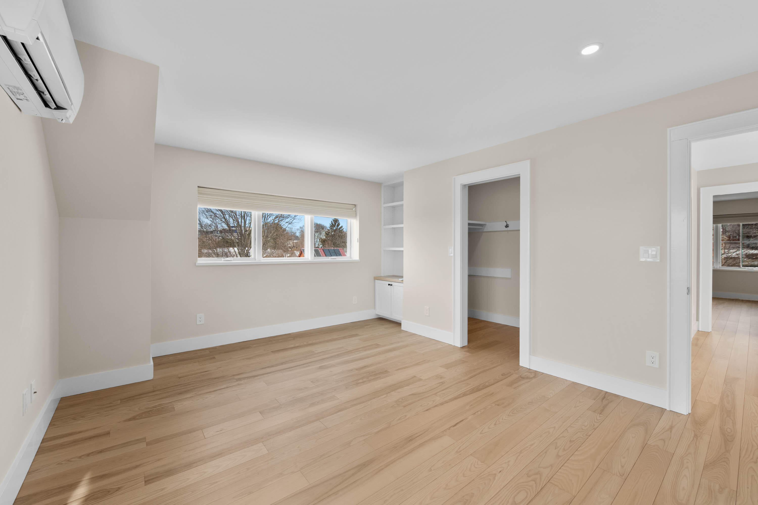 34 Hammond Street Portland ME 04101