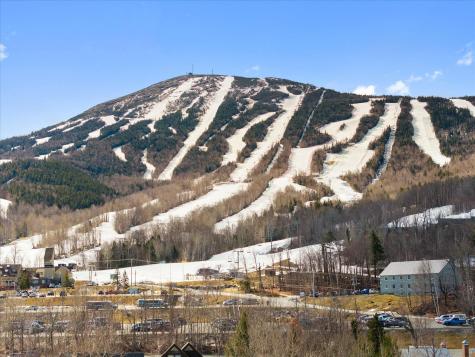 364 Sugartree Carrabassett Valley ME 04947