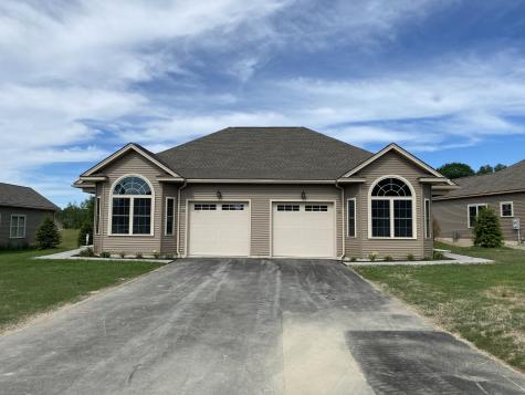 7 Killarney Court Veazie ME 04401