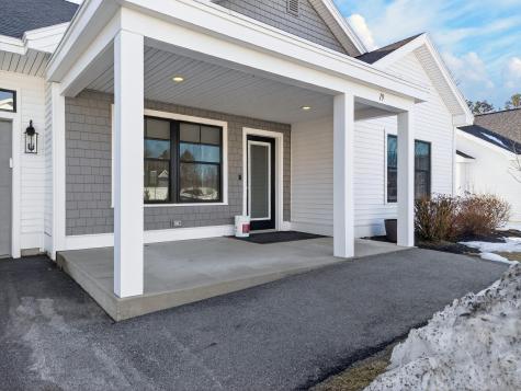 19 Mill Commons Drive Scarborough ME 04074