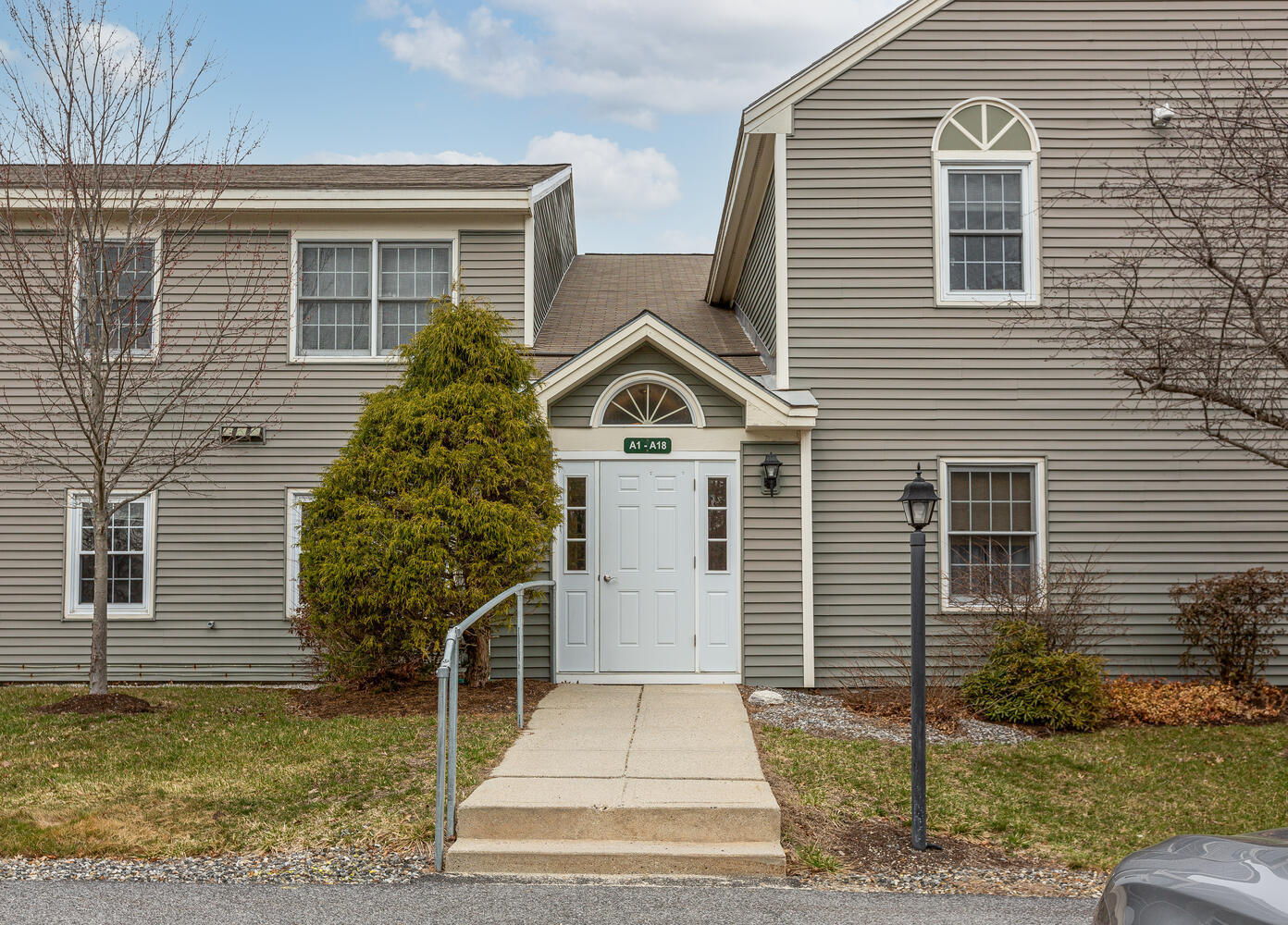 17 Somerset Freeport ME 04032