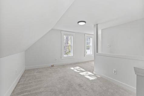 152 Mckeen Street Brunswick ME 04011