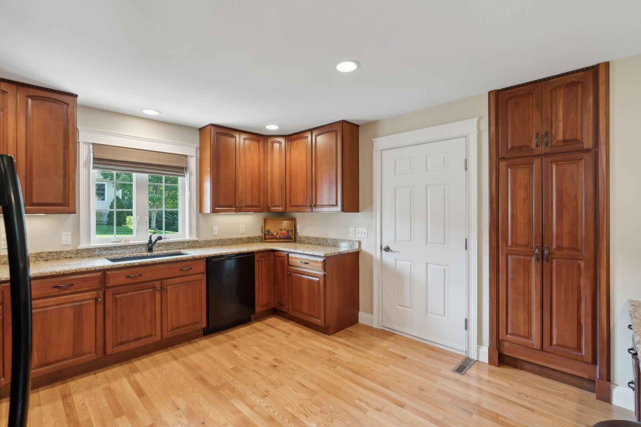 12 Goose Ledge Road Cumberland ME 04110