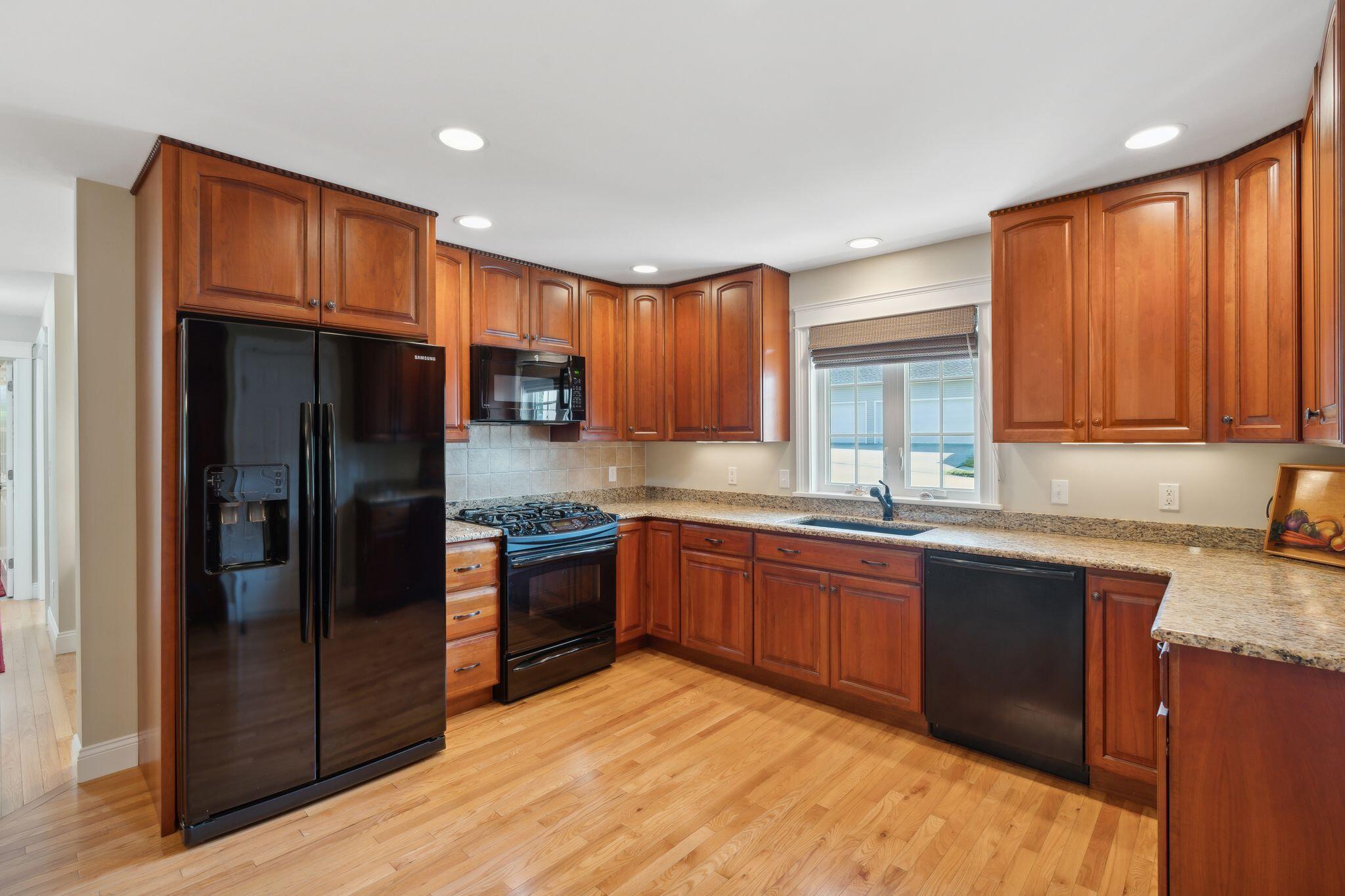 12 Goose Ledge Road Cumberland ME 04110