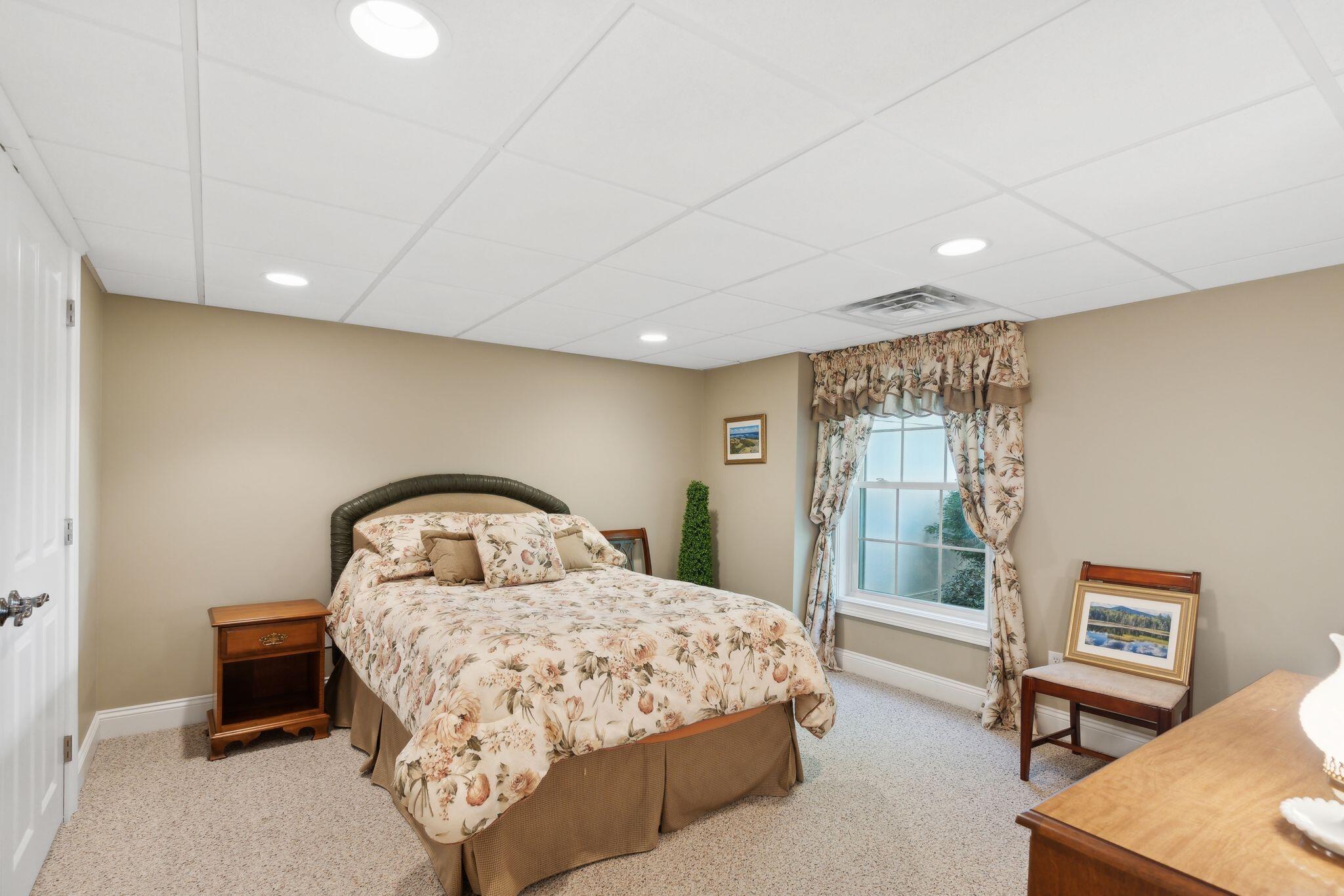 12 Goose Ledge Road Cumberland ME 04110