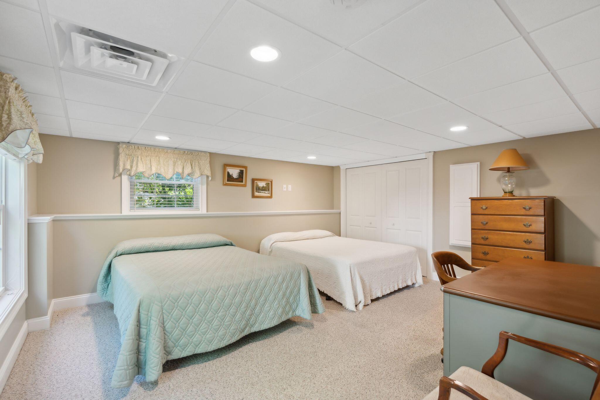 12 Goose Ledge Road Cumberland ME 04110