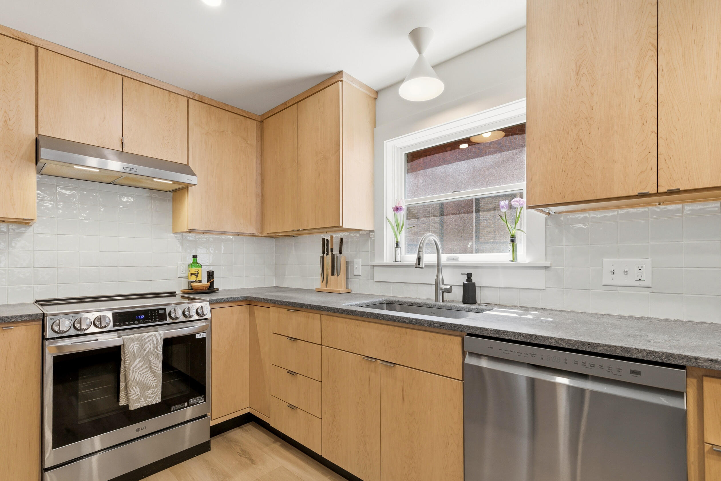 205 Vaughan Street Portland ME 04102