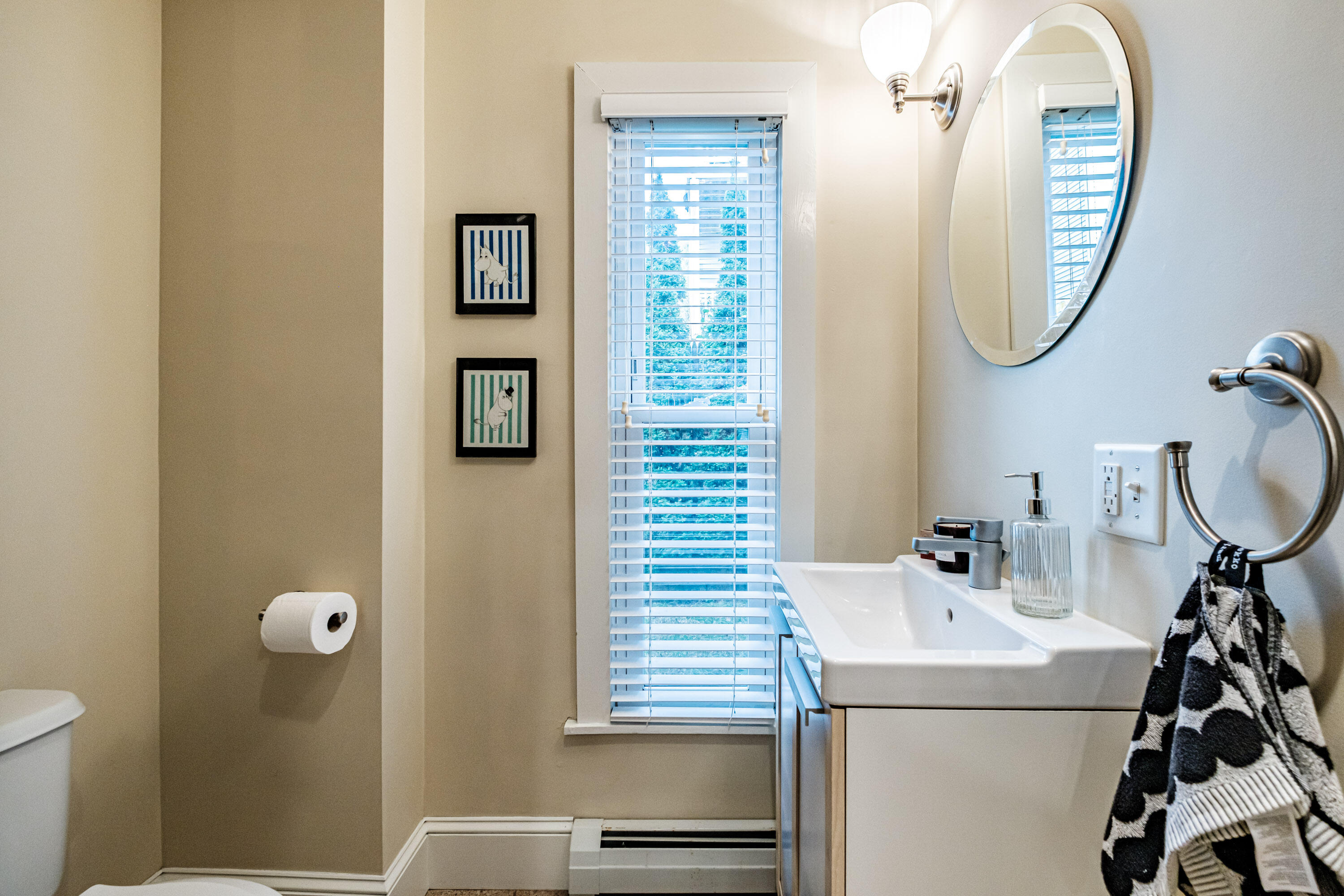 13 Anderson Street Portland ME 04101