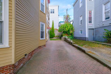 13 Anderson Street Portland ME 04101