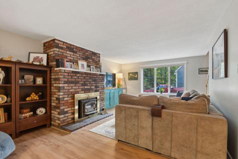 10 Azalea Lane Windham ME 04062