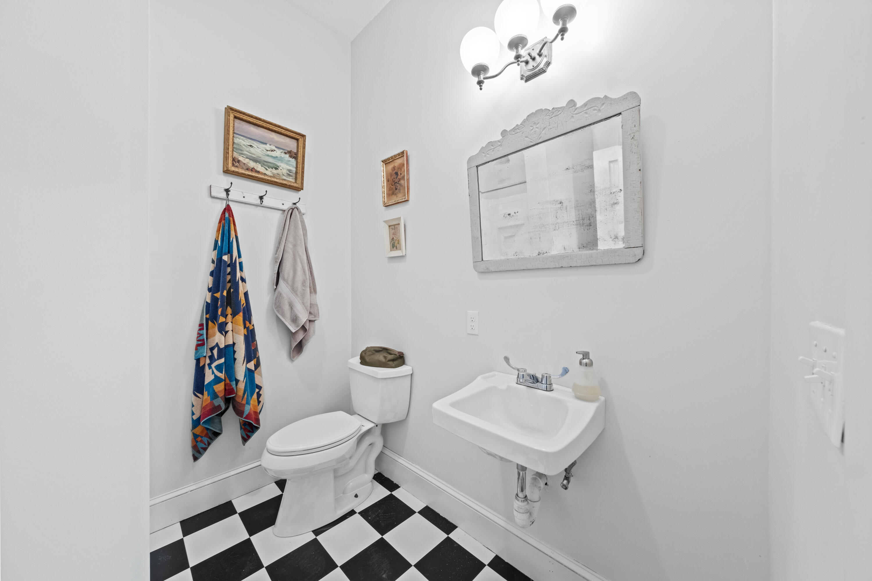 31-33 Booker Street Thomaston ME 04861
