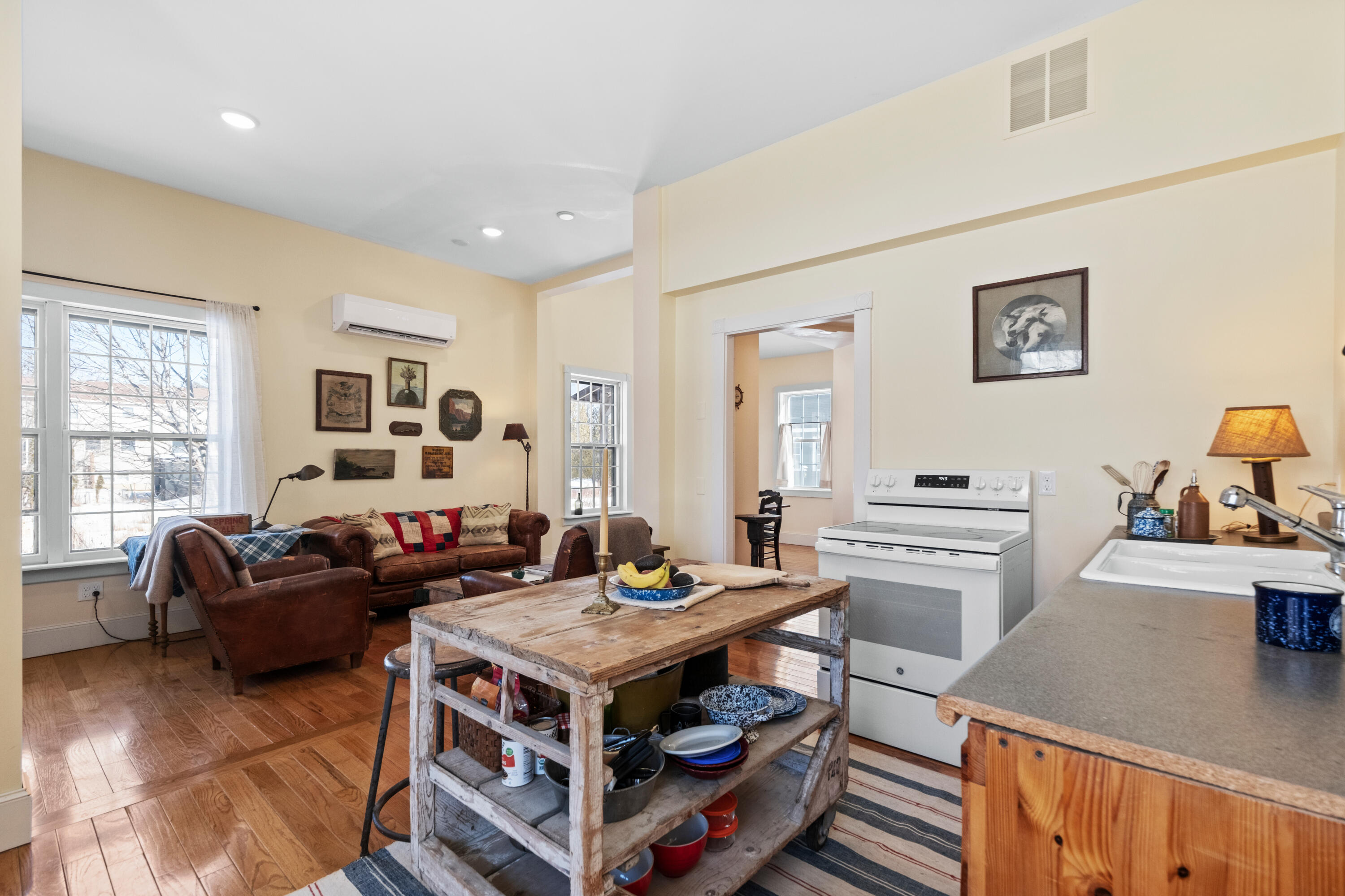 31-33 Booker Street Thomaston ME 04861