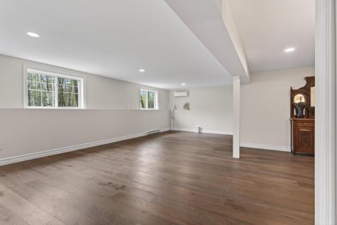 7 River Oaks Way Falmouth ME 04105