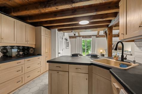 801 Us Route 1 York ME 03909