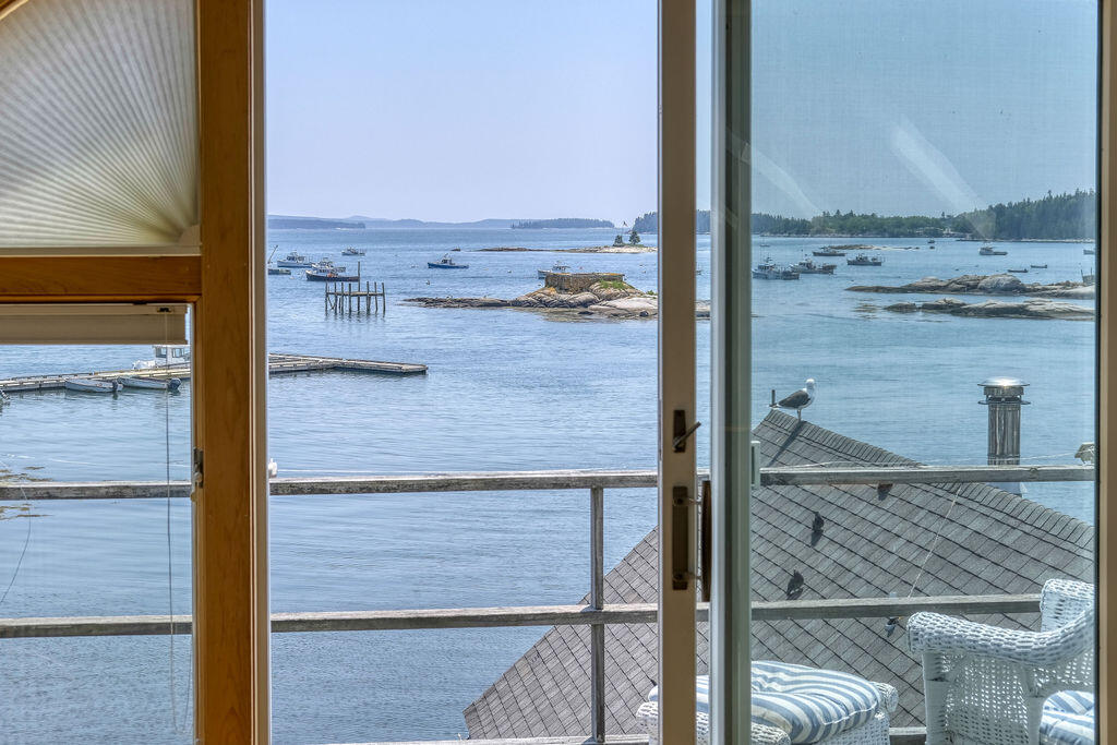 51 Main Street Stonington ME 04681