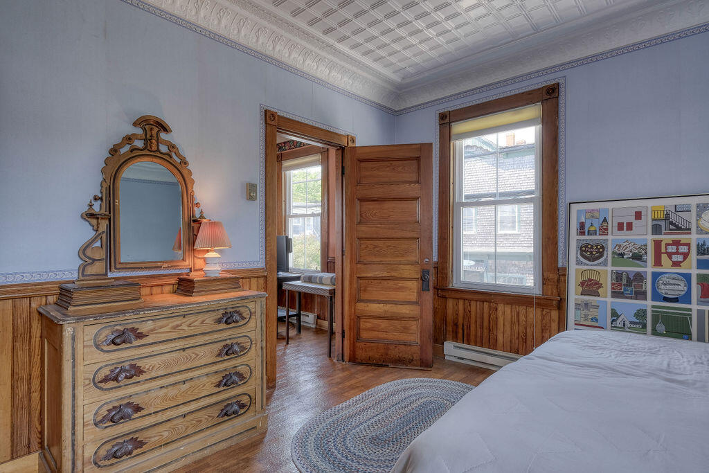 51 Main Street Stonington ME 04681