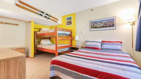 8 Sunrise Drive Newry ME 04261