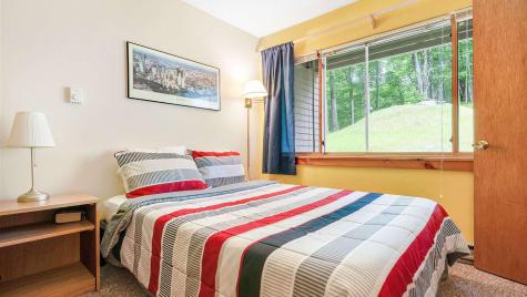 8 Sunrise Drive Newry ME 04261