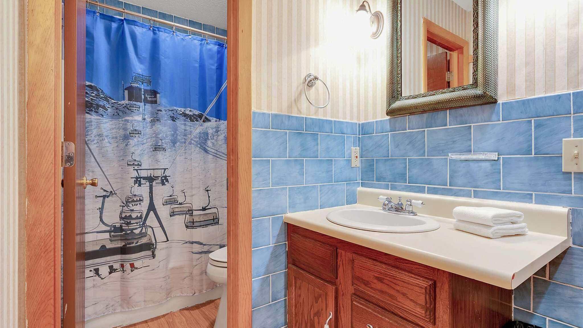 8 Sunrise Drive Newry ME 04261