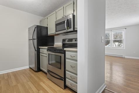 1 Dale Court Portland ME 04102