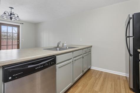 1 Dale Court Portland ME 04102