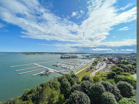 45 Eastern Promenade Portland ME 04101