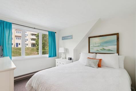 1373 Post Road Wells ME 04090