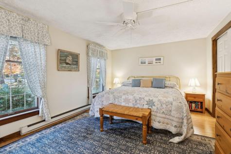 19 Ward Circle Brunswick ME 04011