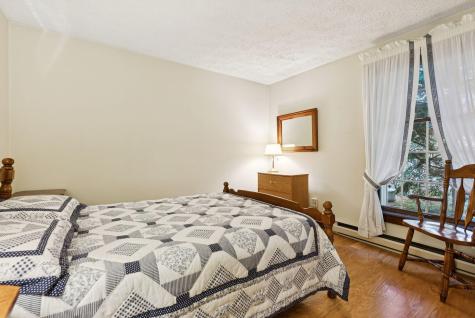 19 Ward Circle Brunswick ME 04011