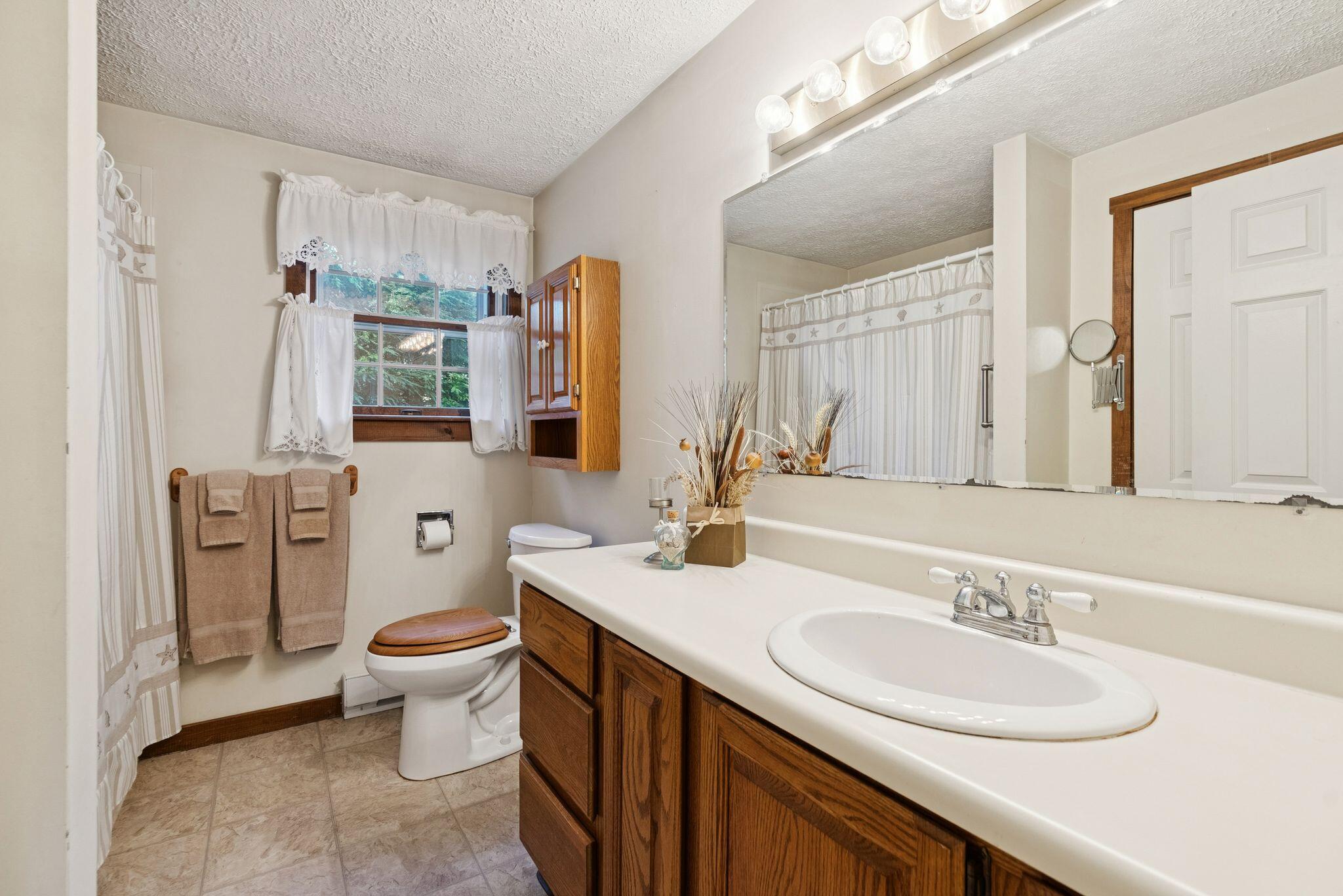 19 Ward Circle Brunswick ME 04011