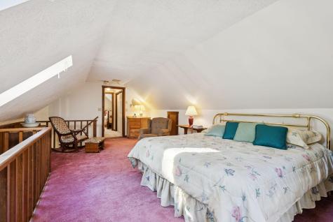 19 Ward Circle Brunswick ME 04011