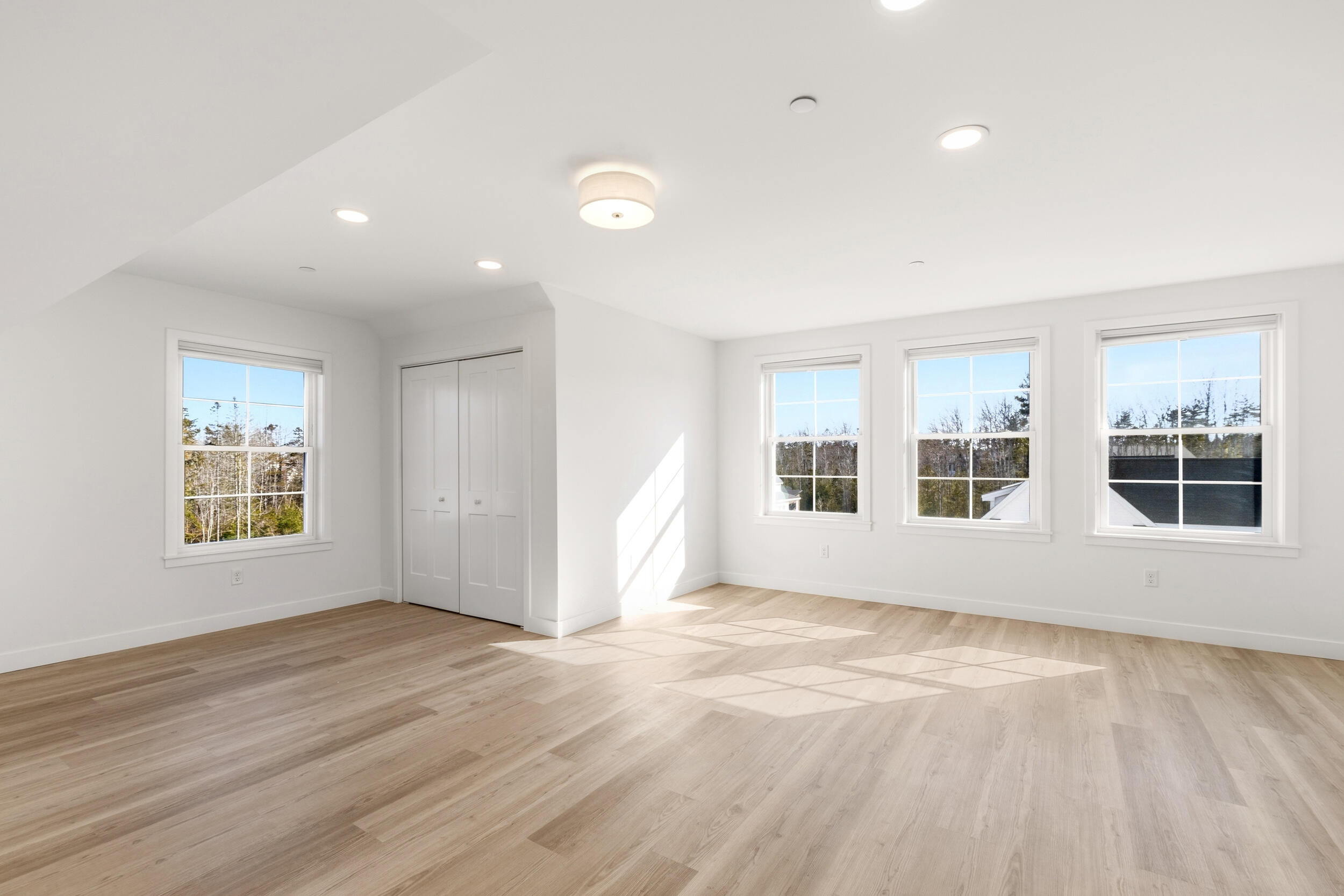 12 Pacer Way Scarborough ME 04074